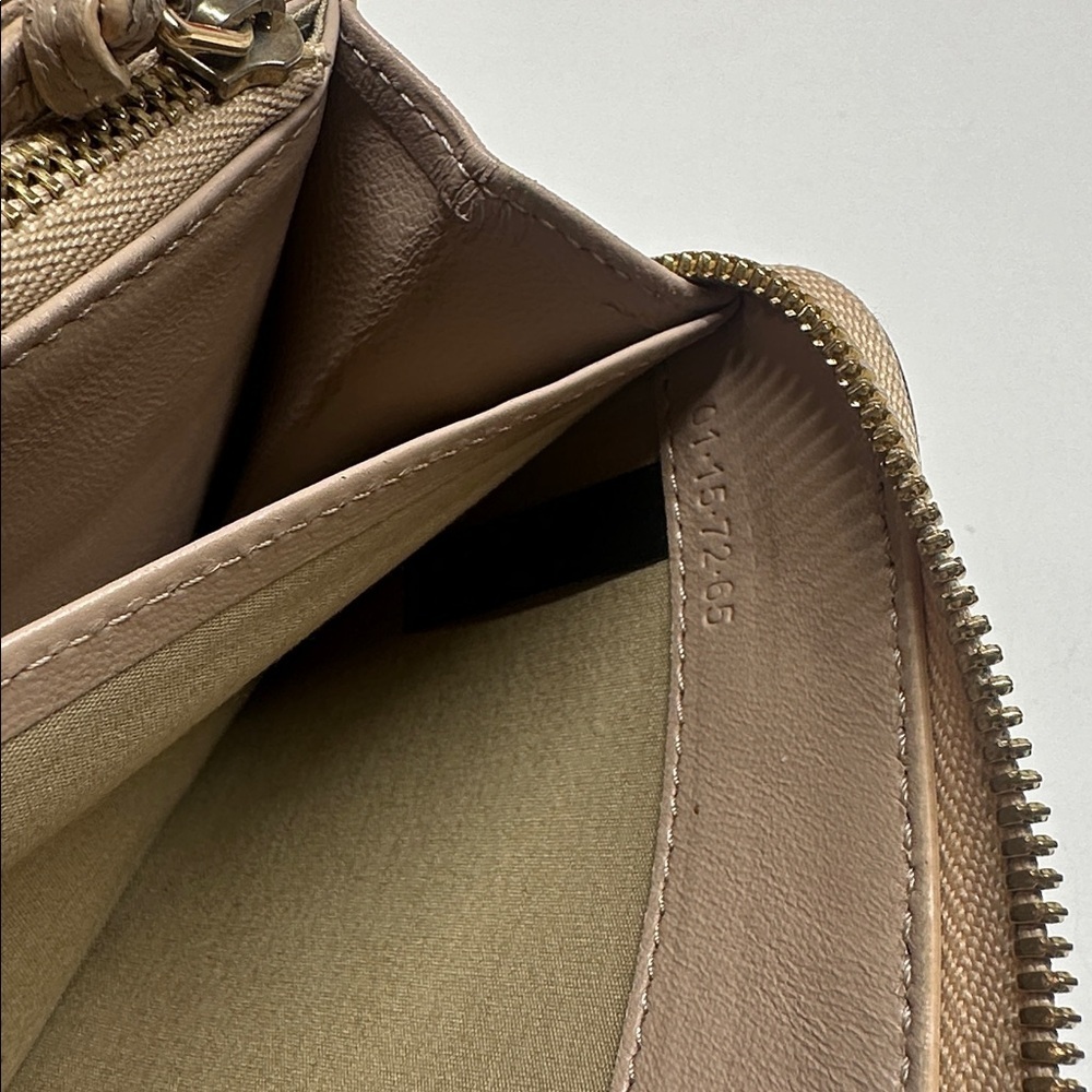 Chloe Bailey Long Wallet Two Tone Zip Around Leather Neutral Tan Ivory Gold - Picture 10 of 14